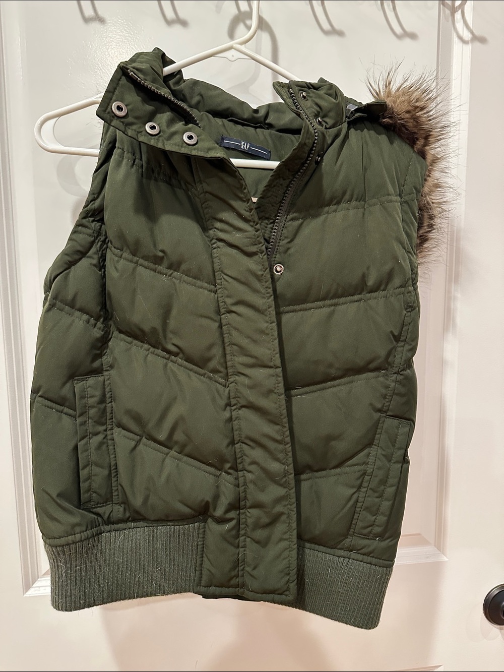 GAP Olive Green Puffer Vest with Faux Fur Trim